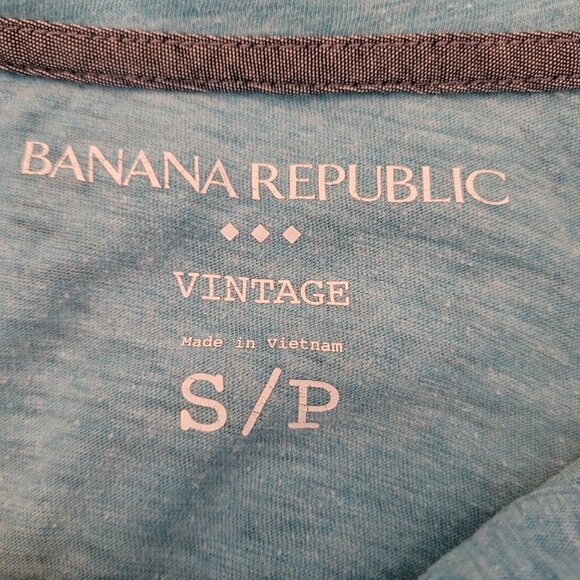 Men's Banana Republic Light Blue Polo - Picture 4 of 4